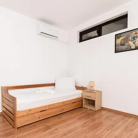 La Vista 1 Апартаменты