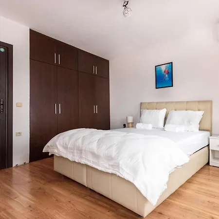 Apartment La Vista 1 *